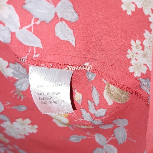 Adrienne Vittadini blouse sz small floral design - Picture 5 of 6